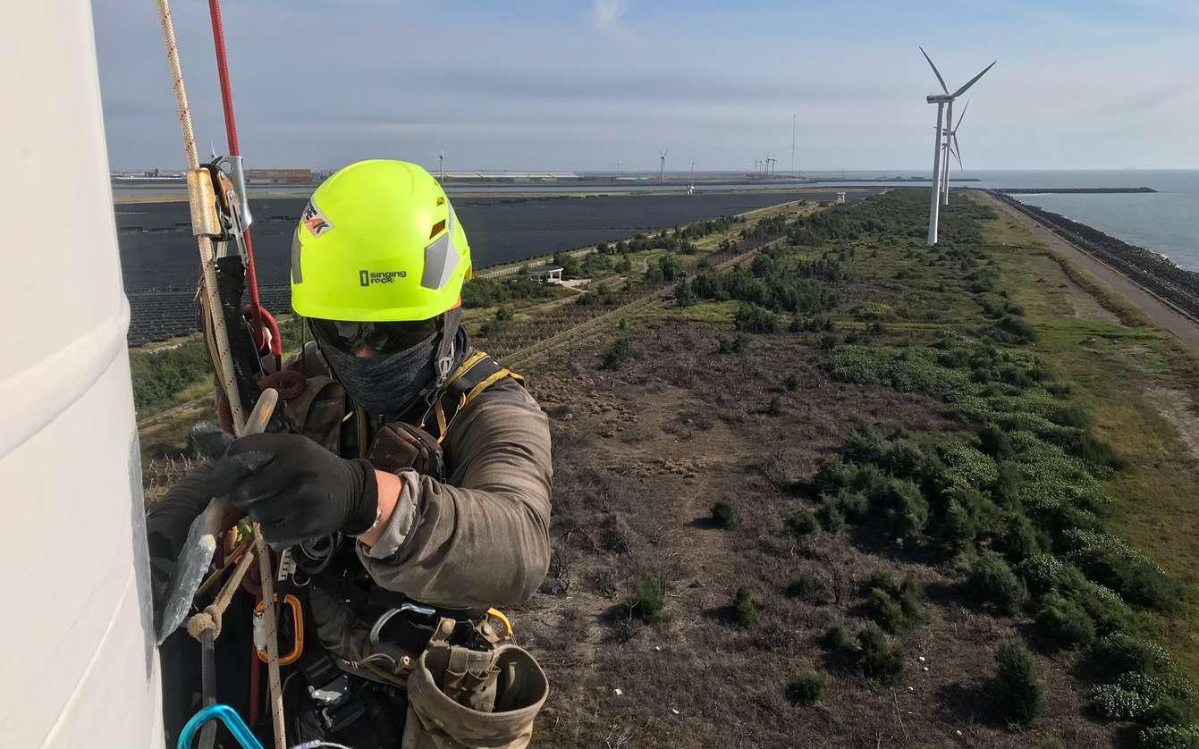 風力發電機塔柱除鏽油漆